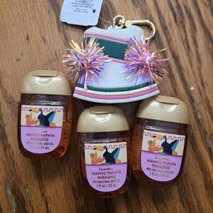 🏈🏀🤲 NWT‼️BBW Cheerleader Uniform Pocketbac Holder w/ Sanitizers